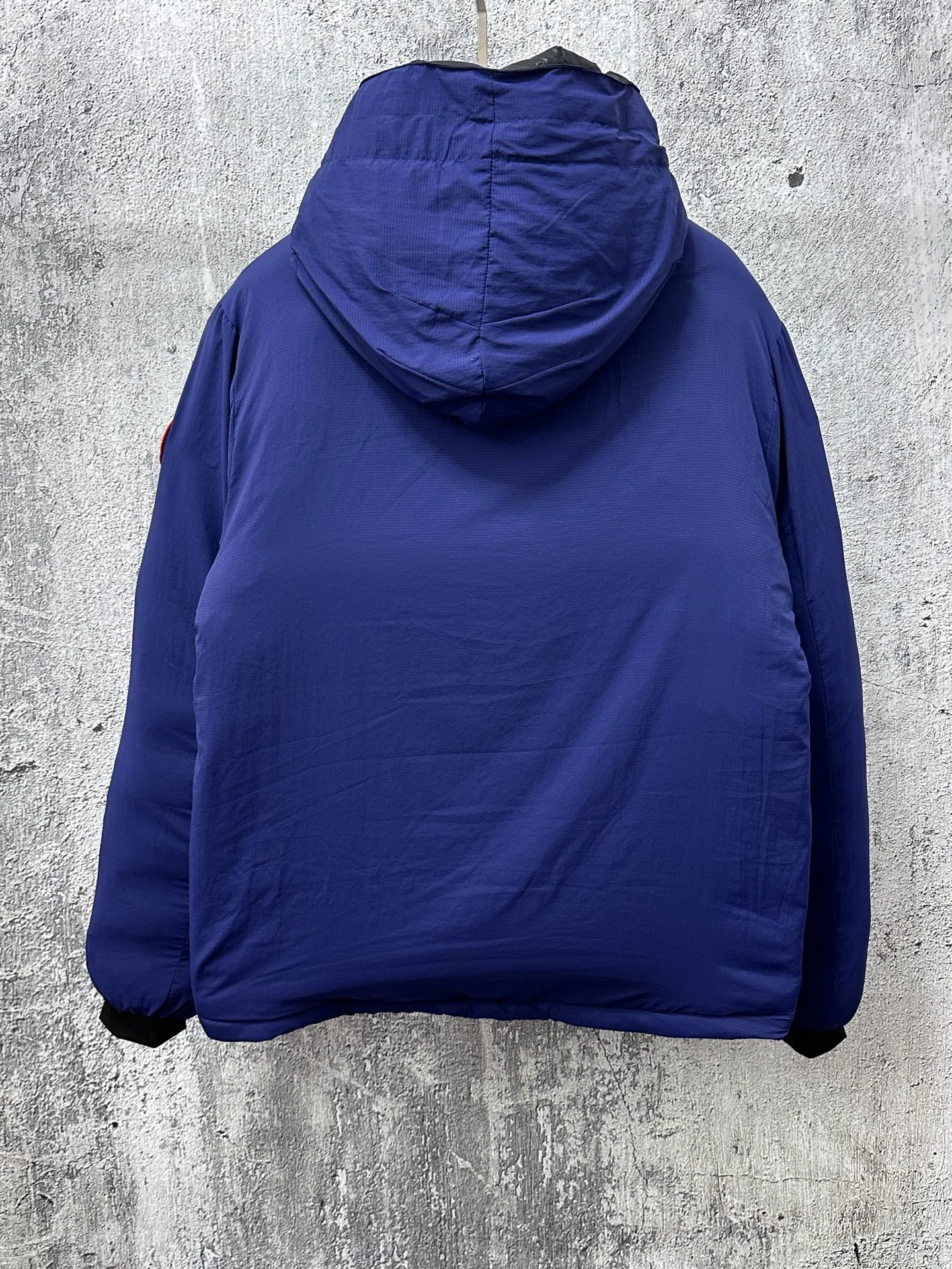 P840 [Canada Goose] Big Goose 5078 down jacket is different from the junk products in the market🗯️The same picture but different price means different versions ✅Don’t be fooled by the same copywriters and pirated picture gangs who mix and distribute high-luxury pictures at low prices. Once you receive it and compare the quality, you will know where the difference is. Don’t lie. Look for the terminal. I don’t guarantee that my products are the cheapest, but I definitely guarantee that they are worth every penny of your hard-earned money! Canada Goose down jacket top version, warm and cold-resistant, nice upper body effect, super lightweight, size: XS-XL